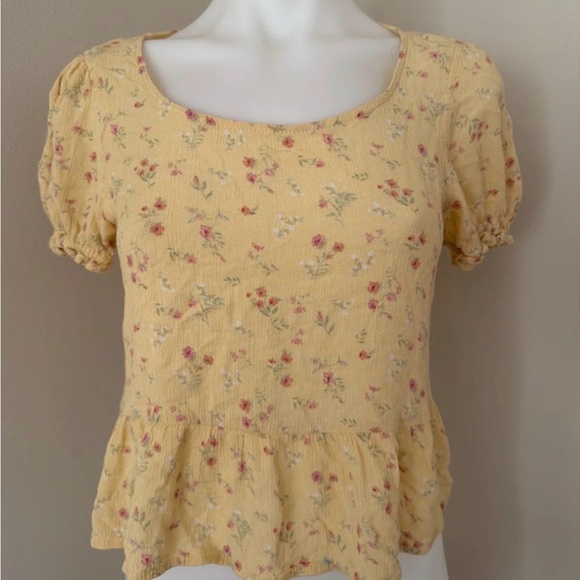 Pink Rose Women’s Floral Yellow Top, Small - Picture 3 of 12
